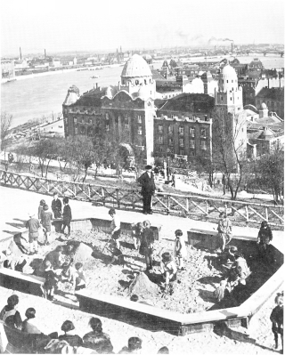 A Gell�rt sz�ll�, 1930-as �vek, Magyar Nemzeti M�zeum T�rt�neti F�nyk�pt�ra