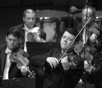 Vadim Gluzman  Petõ Zsuzsa felvétele