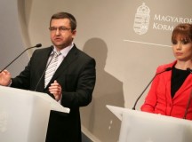 Imígyen szólott Czomba és Kurucz