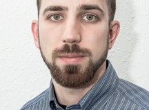 Omar Adam, Magyarországon Sayfo Omar.