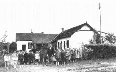 Fels�pusztaszer, �rp�dhalmi Iskola