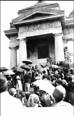 19 15